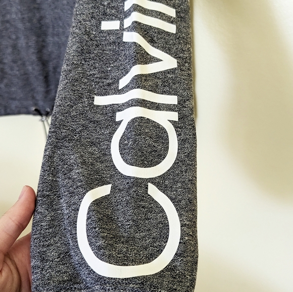 Calvin Klein crop half zip pullover grey sweat jacket white logo on arm large - Picture 4 of 7